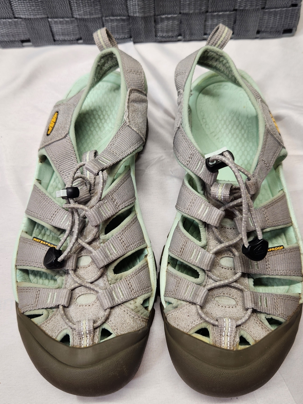 ⭐️Keen Whisper Womens Gray Mint Green Hiking Sport Water Sandals Shoes Size 10